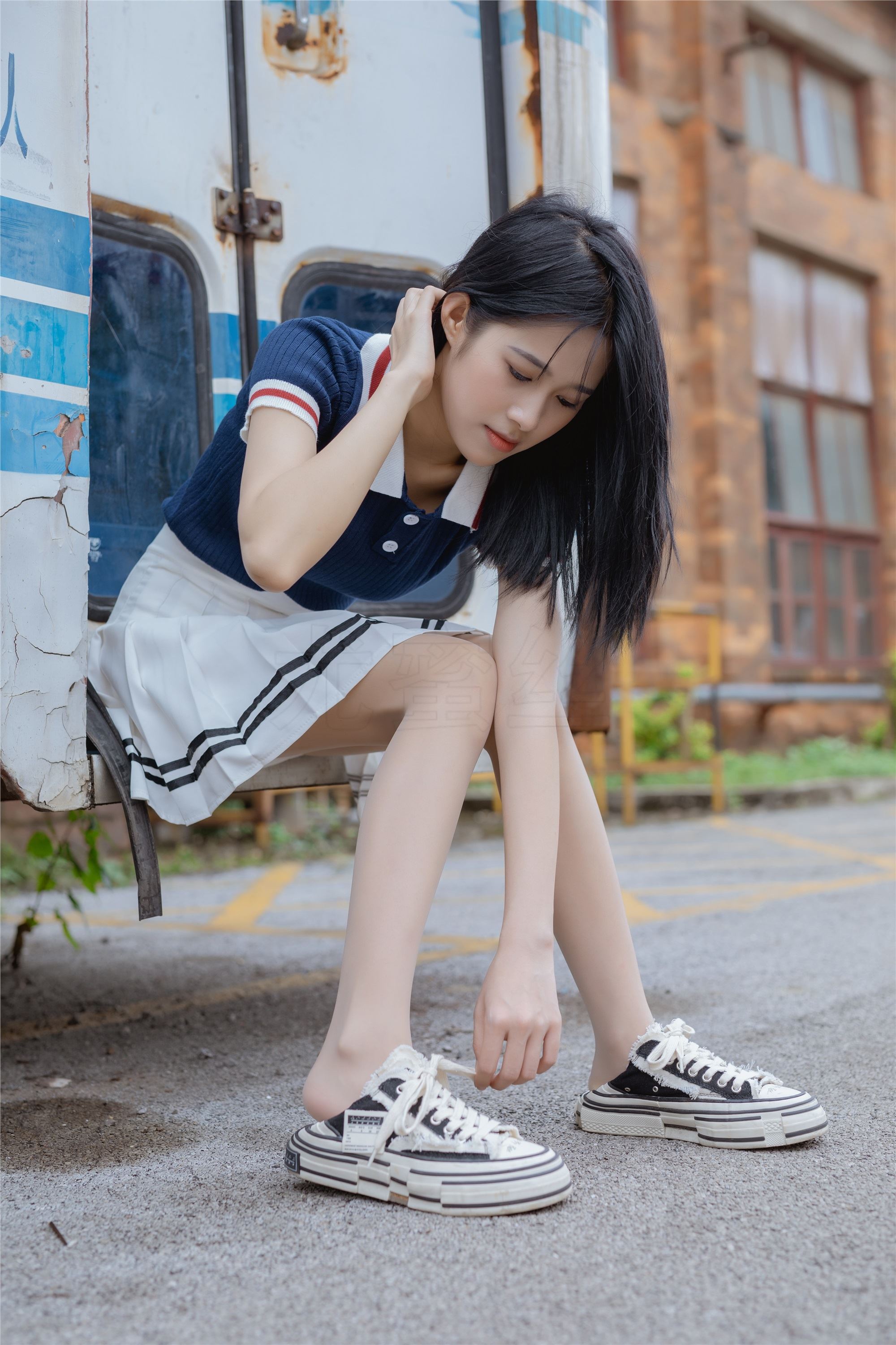 尤蜜丝 穿搭写真 NO.048